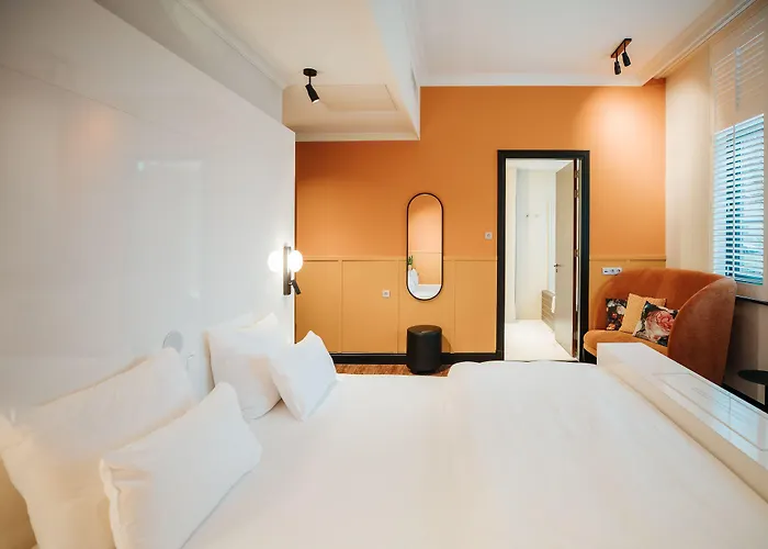 Otel & Savarin - Rijswijk,