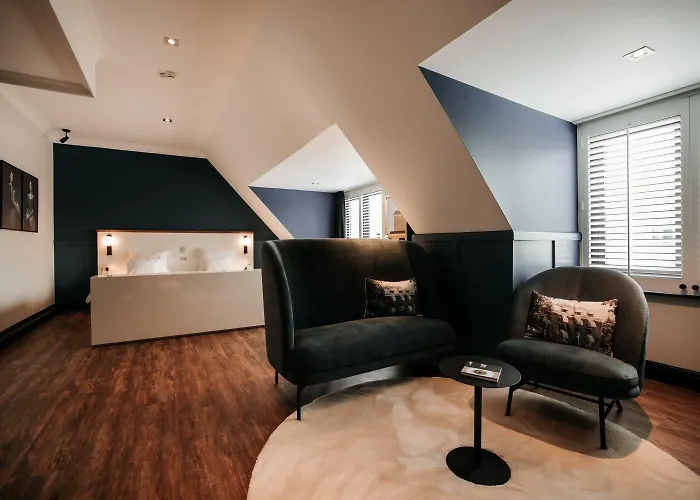 & Savarin - Rijswijk, Otel