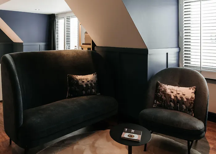 Otel & Savarin - Rijswijk, 5*