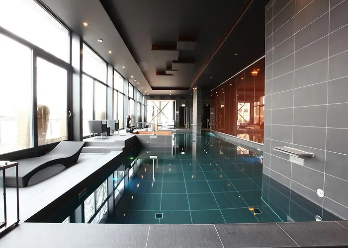 & Savarin - Rijswijk, 5*