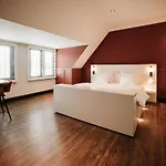 & Savarin - Rijswijk, Hotel 5*