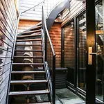Hotel & Savarin - Rijswijk, 5*