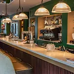 & Savarin - Rijswijk, 5*
