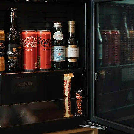 Отель & Savarin - Rijswijk, 5*