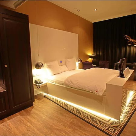 Hotel Hotel&spa Savarin - Rijswijk,