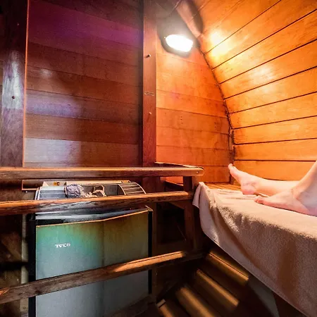 & Savarin - Rijswijk, Hotel Haia