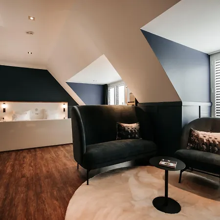 & Savarin - Rijswijk, Hotel