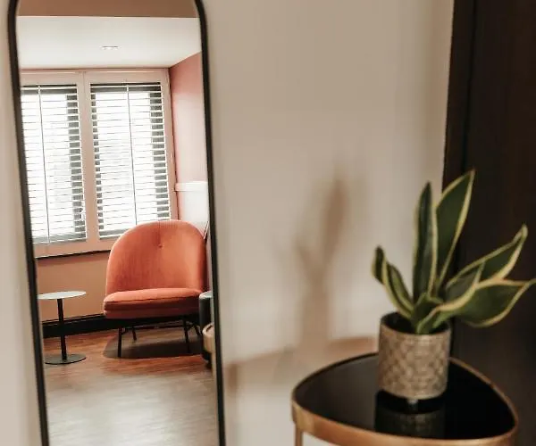 & Savarin - Rijswijk, 5*