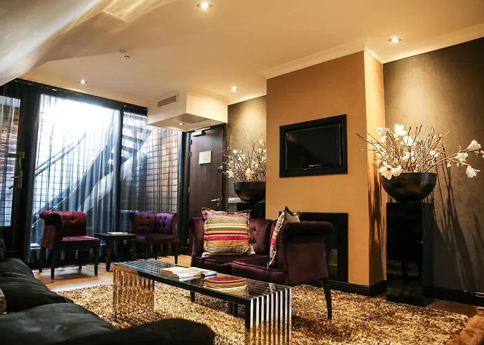 & Savarin - Rijswijk, 5* Χάγη