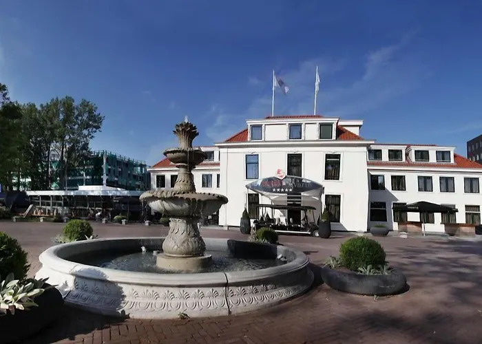 & Savarin - Rijswijk, Ξενοδοχείο