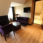 & Savarin - Rijswijk, Hotel La Haya
