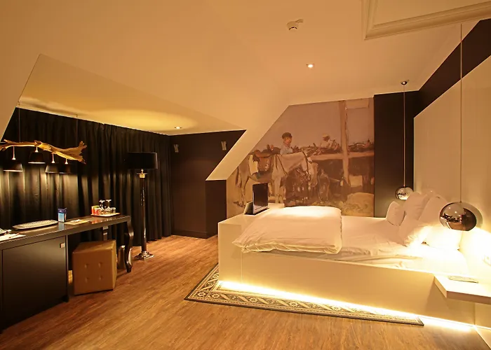 & Savarin - Rijswijk, 5*