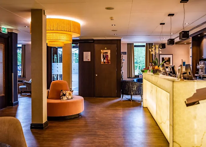 & Savarin - Rijswijk, Hotel La Haye